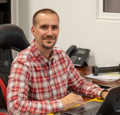 Pablo Álvarez, técnico de marketing digital en Suministros Landaburu