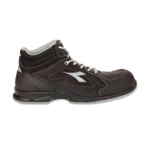 Bota de seguridad DIADORA UTILITY D-FLEX HIGH S3 SRC ESD., en color negro.